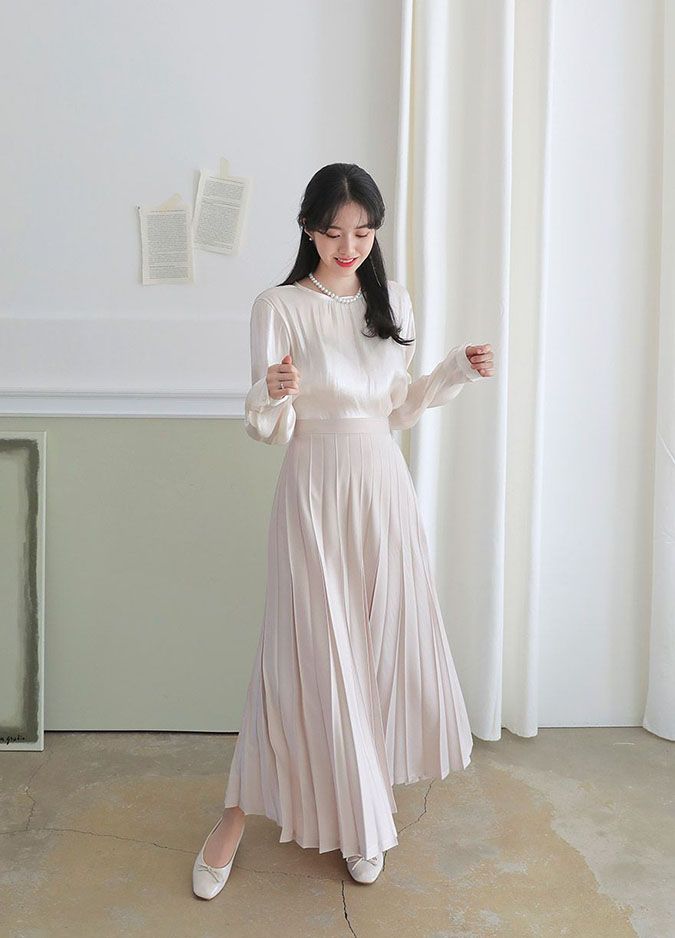 Women Vintage Pleated Long Skirt