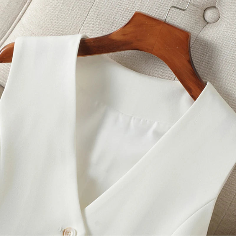 White V-neck Vest Classic Women Outerwear