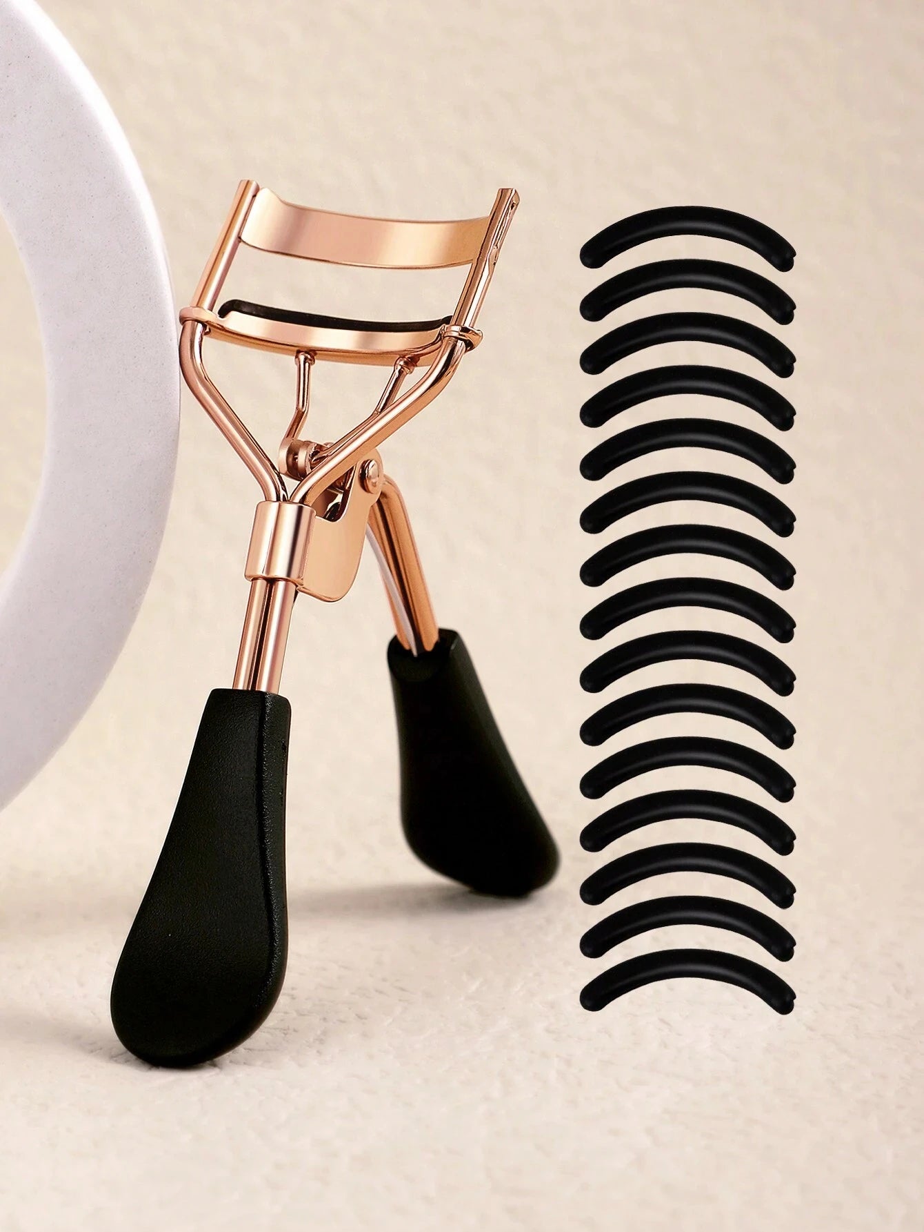 1pcs Eyelash Curler and 15 Silicone Pads Eyelash Curler