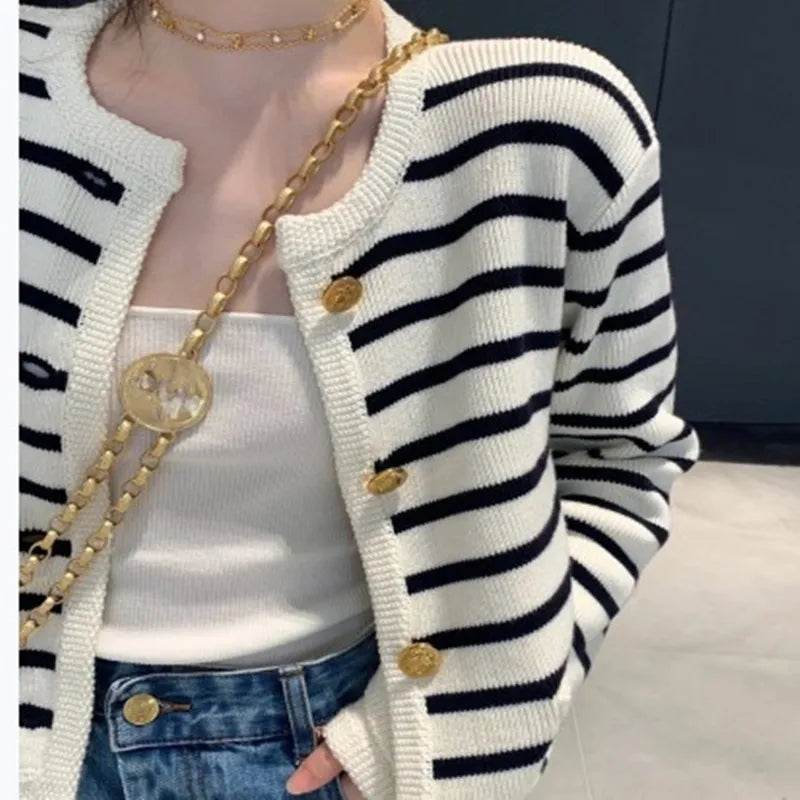 Winter Thick Stripe Knitted Cardigan O-neck Long Sleeve Crop Tops