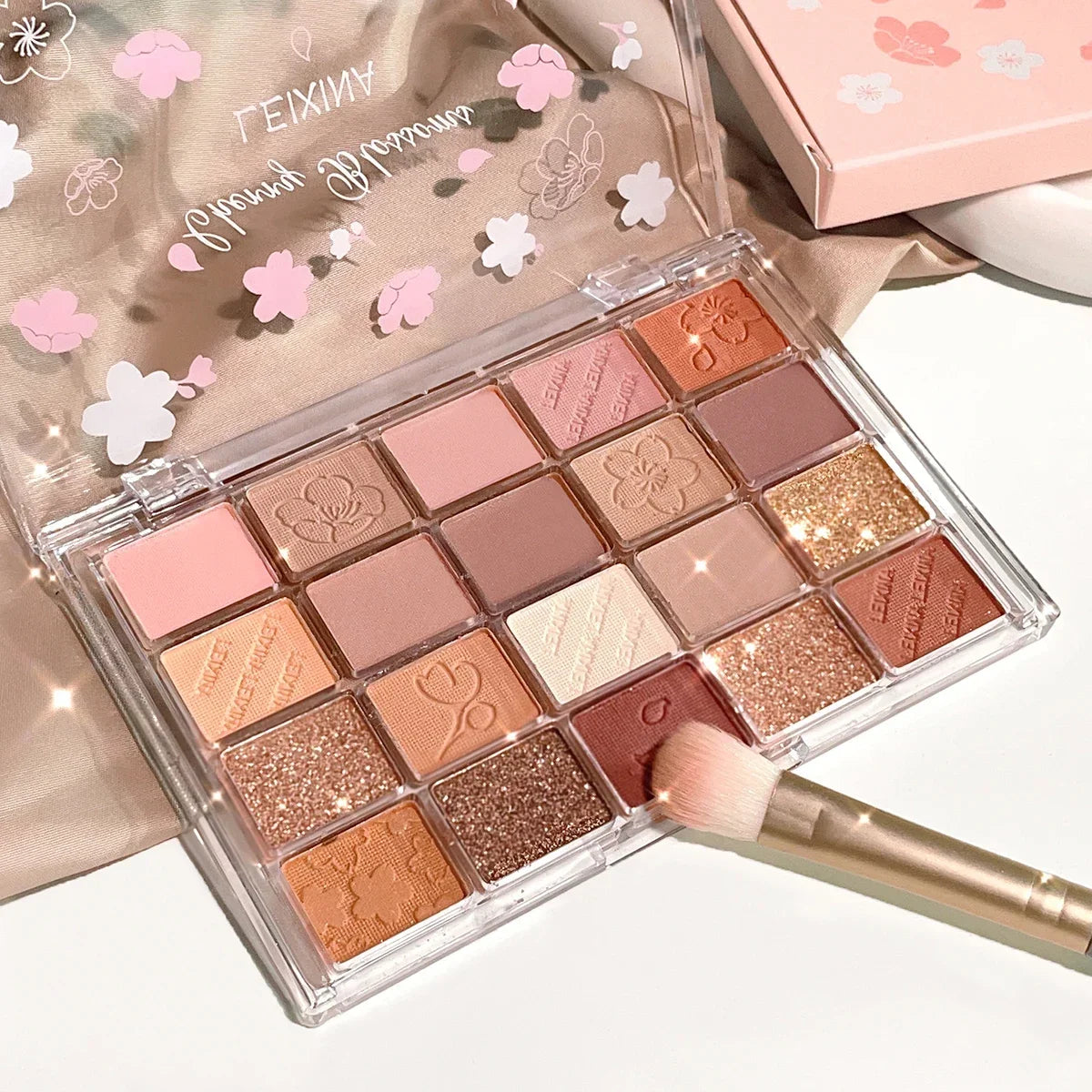 20-Color Eyeshadow Palette – Shimmer & Matte